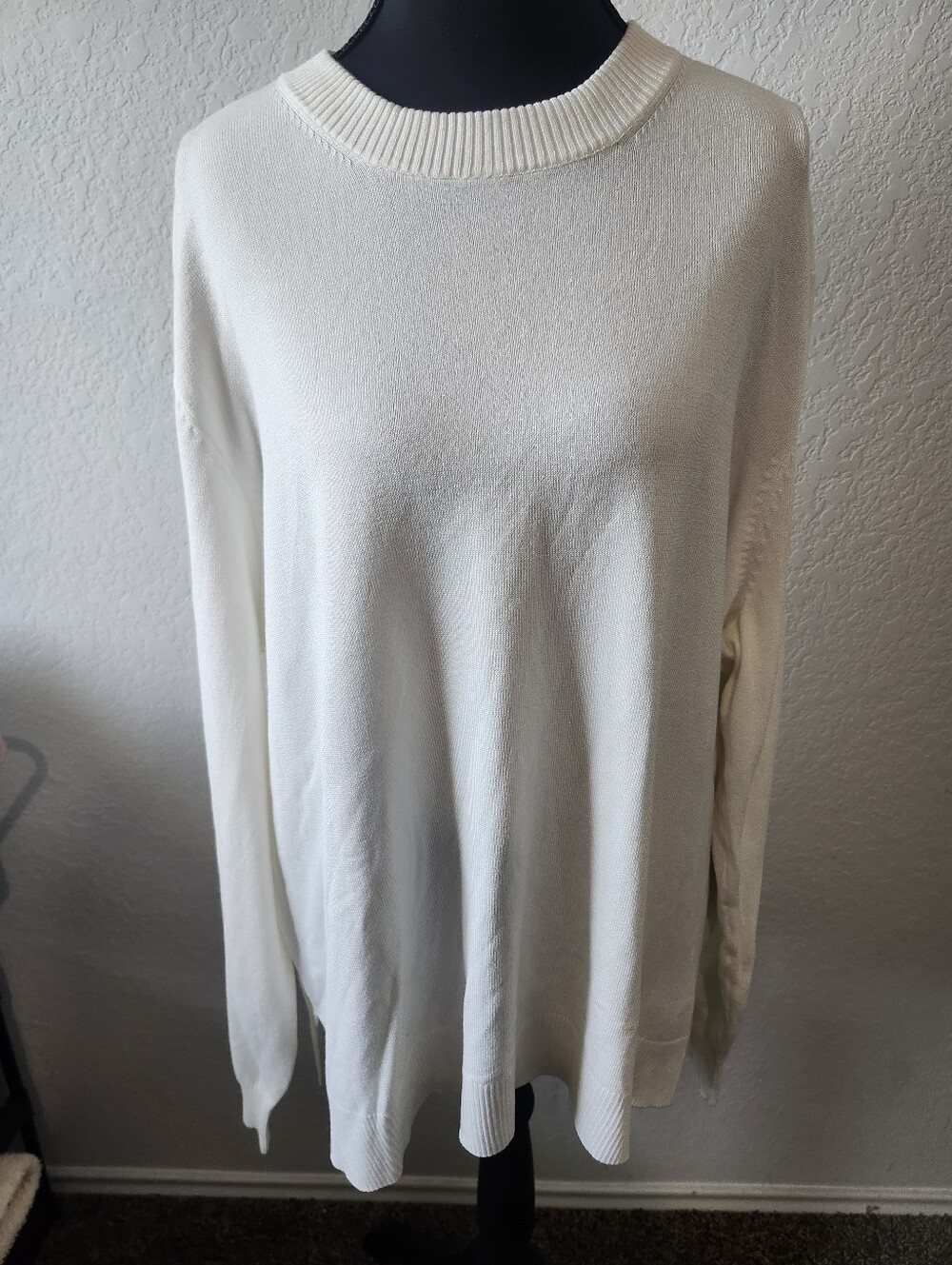 H&M Basics Size XL Long Sleeve Sweater Winter White